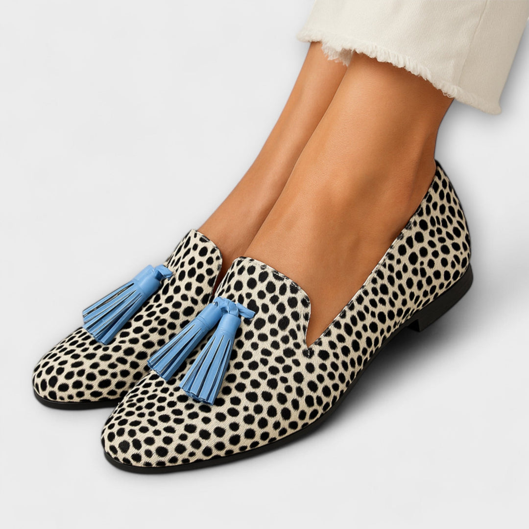 Mira - Pantufa Decorada com Contas