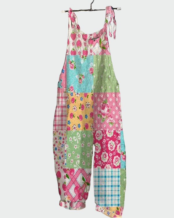 Macacão boêmio com padrão floral – Estilo descontraído e conforto o dia todo