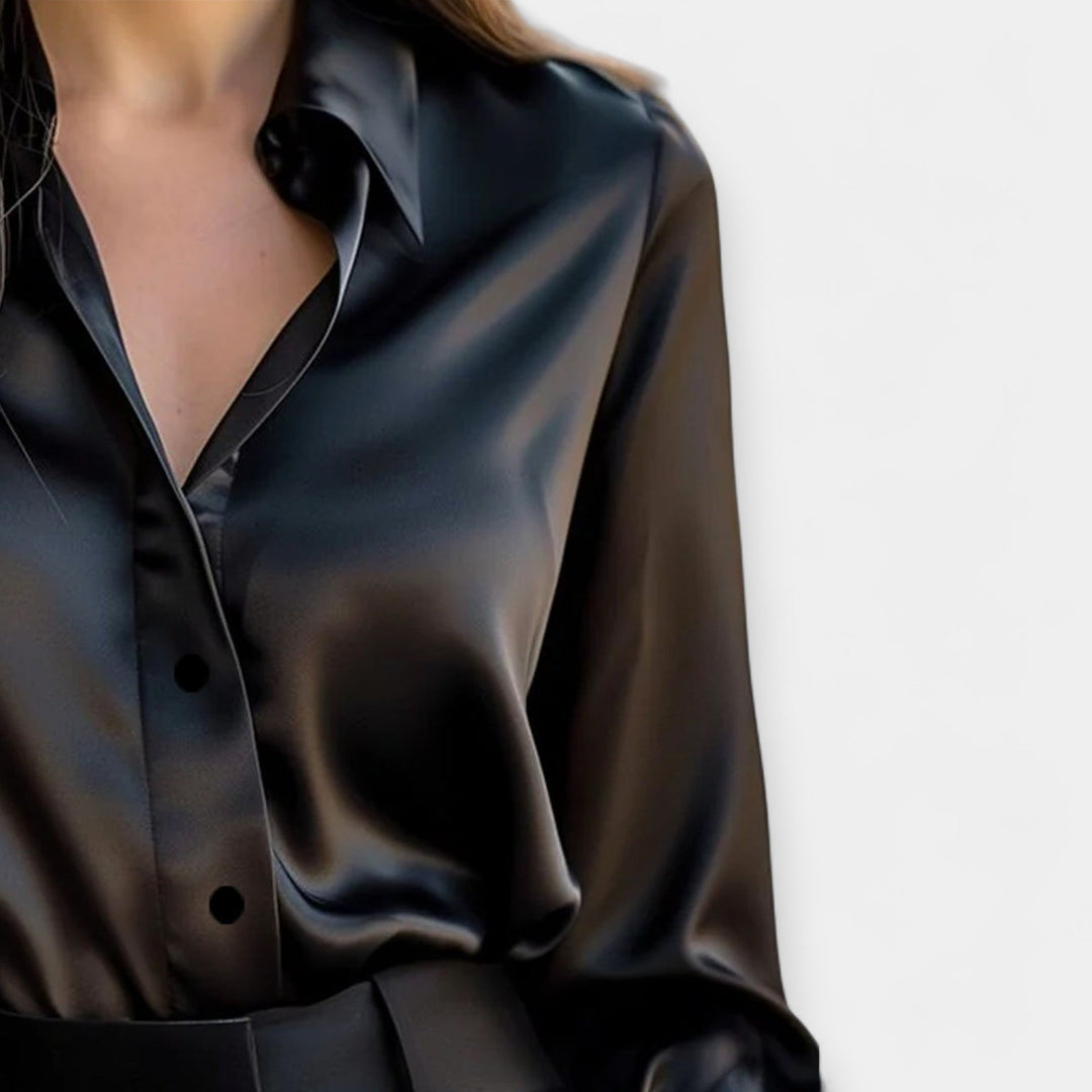 Blusa de Cetim com Gola