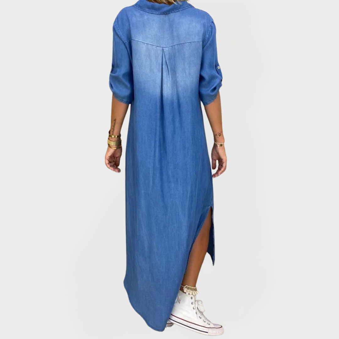 Vestido de Jeans Longo com Aberturas Laterais
