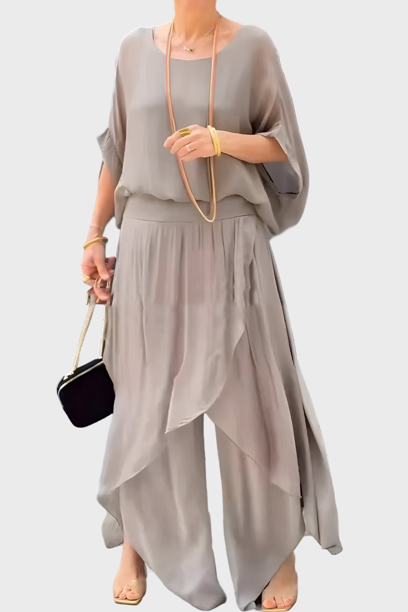 Top Largo e Calças com Racha – Conjunto de Dois Peças em Chiffon