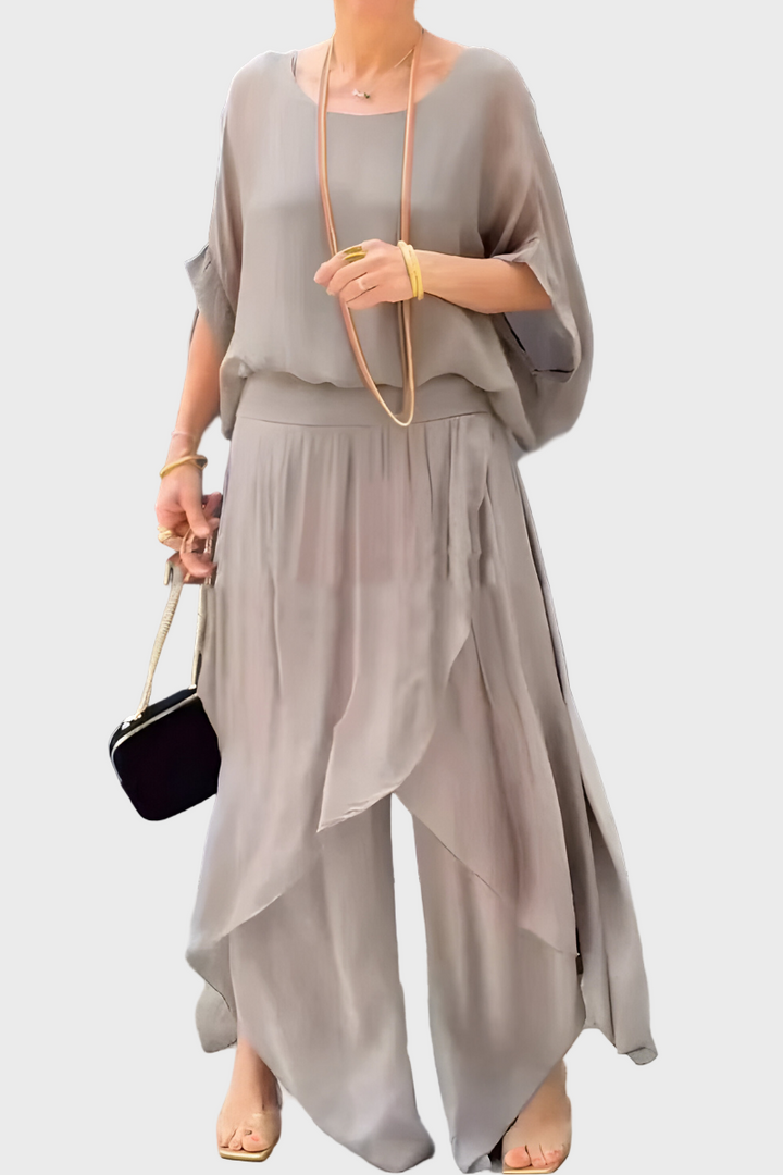 Top Largo e Calças com Racha – Conjunto de Dois Peças em Chiffon