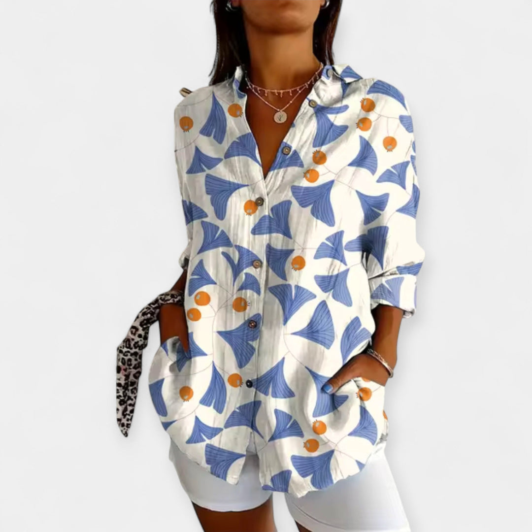 Blusa com Botões e Padrão Floral