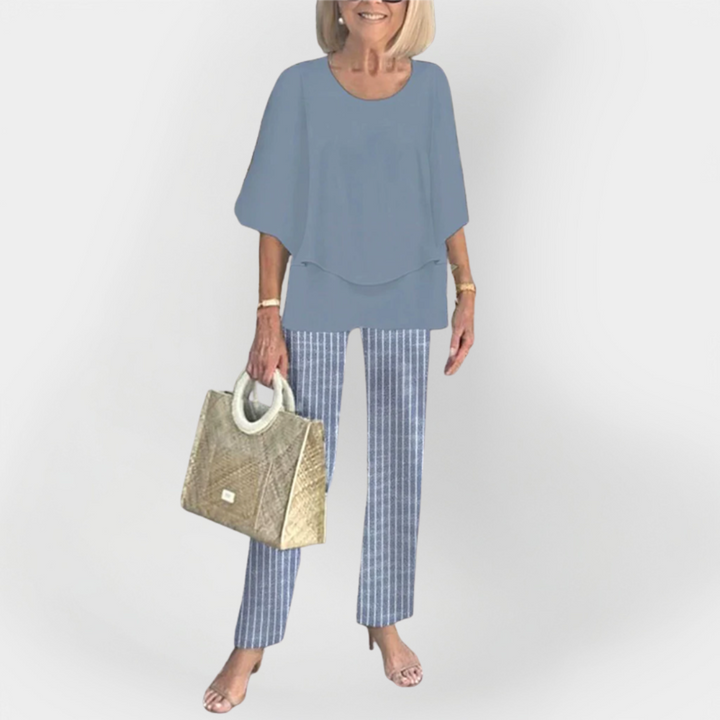 Conjunto Estiloso com T-Shirt Confortável e Calças