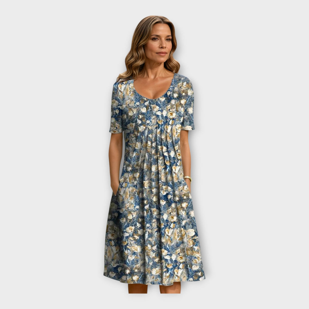 Vestido com Estampa Floral e Mangas Curtas