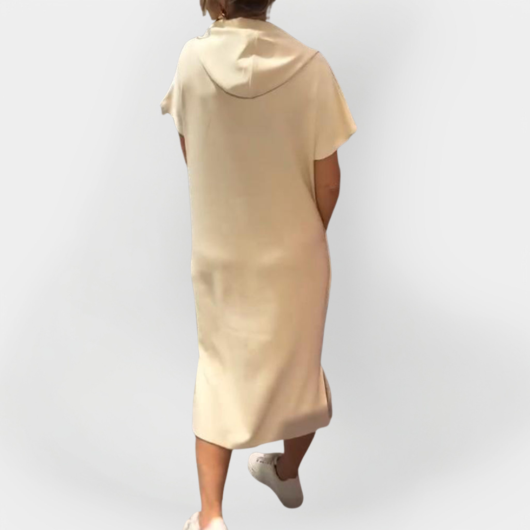 Vestido Diário com Capuz