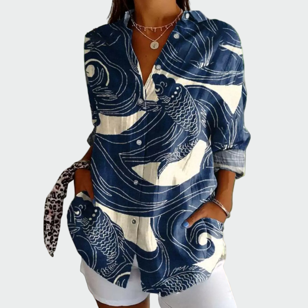 Blusa estilosa com padrão floral