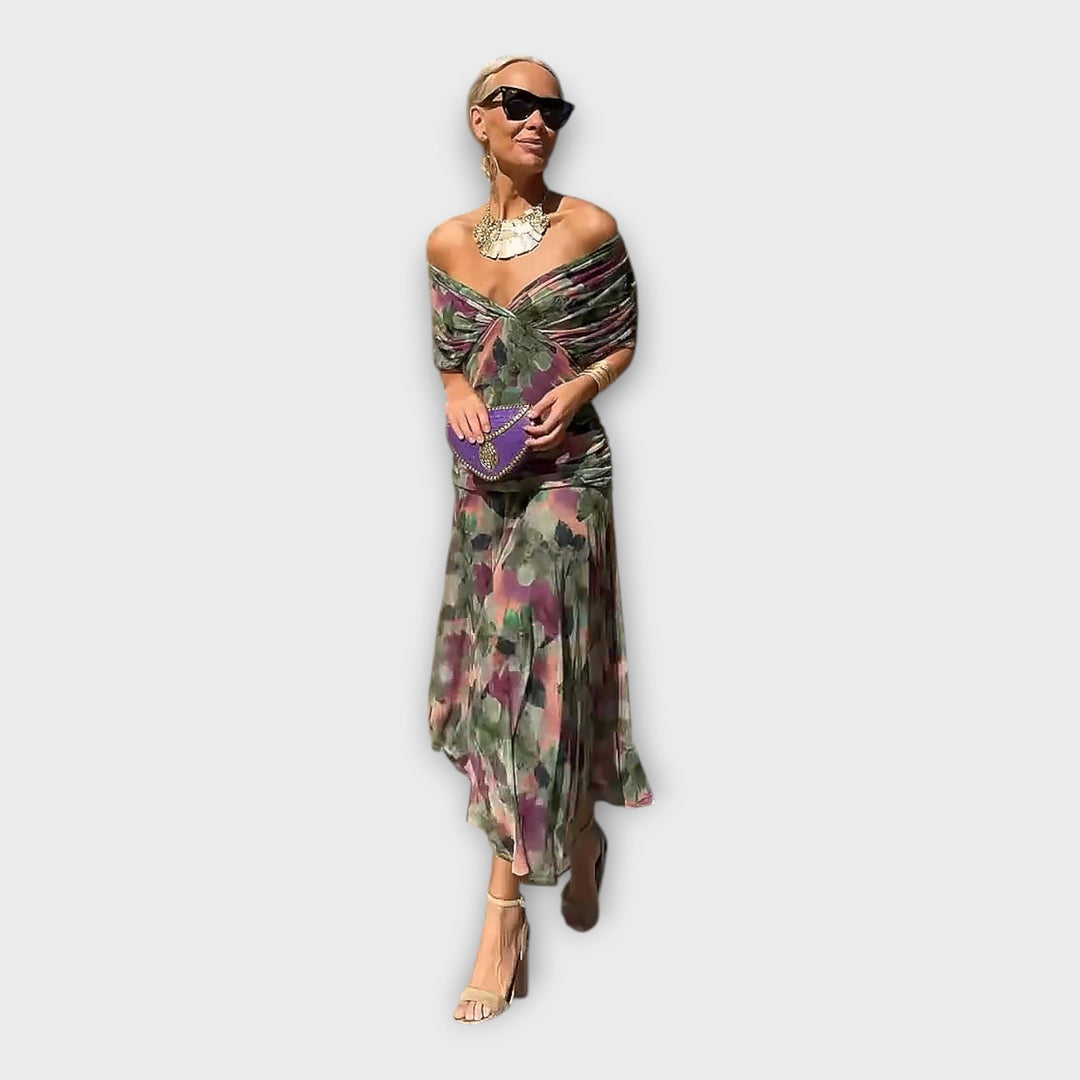 Vestido Arejado com Decote Impressionante
