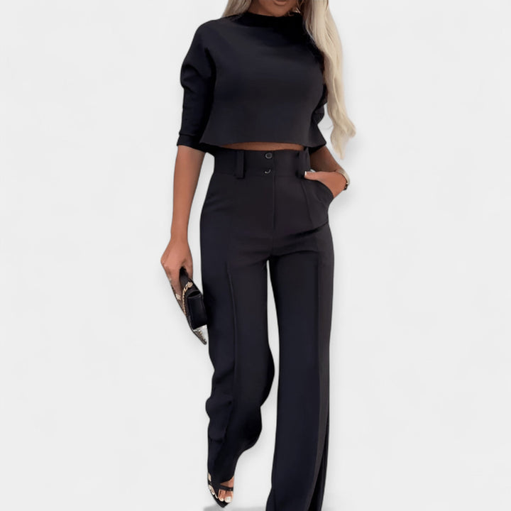 Conjunto de Top Corto e Calças