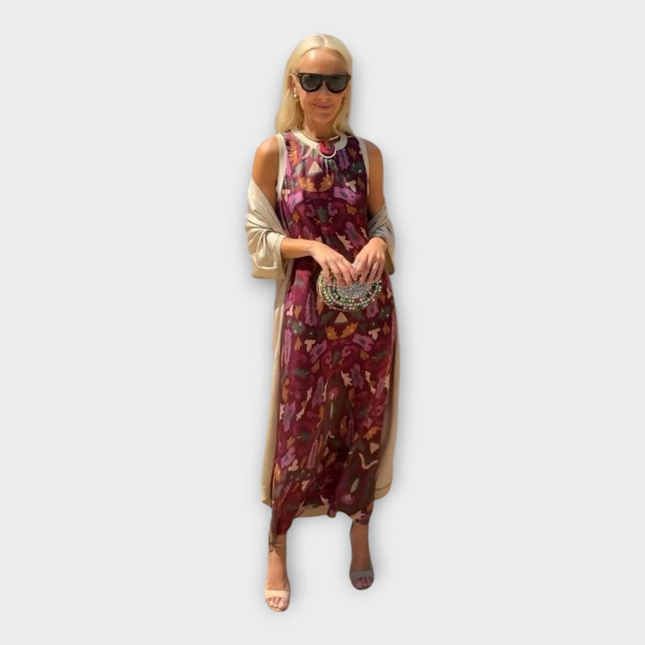 Vestido Maxi com Padrão Moderno