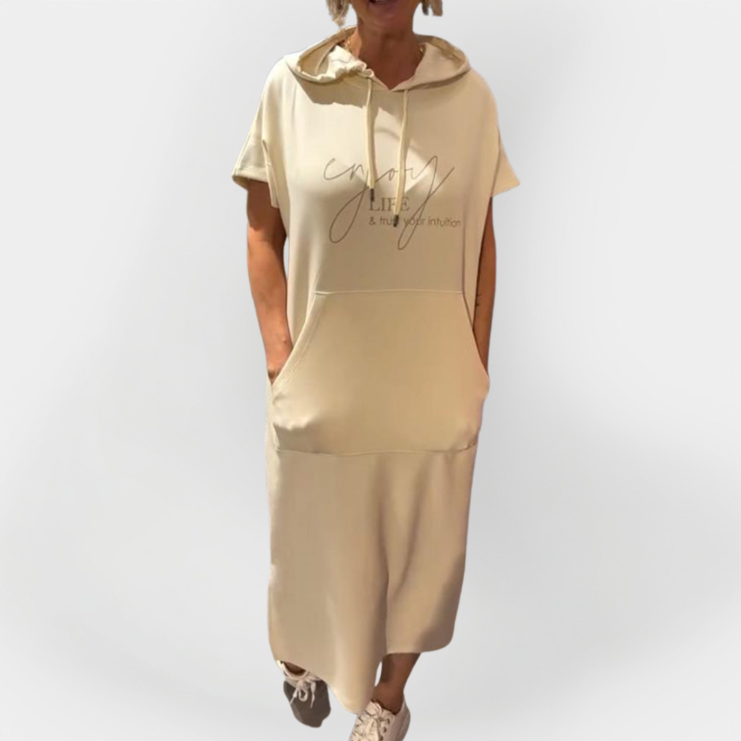 Vestido Diário com Capuz