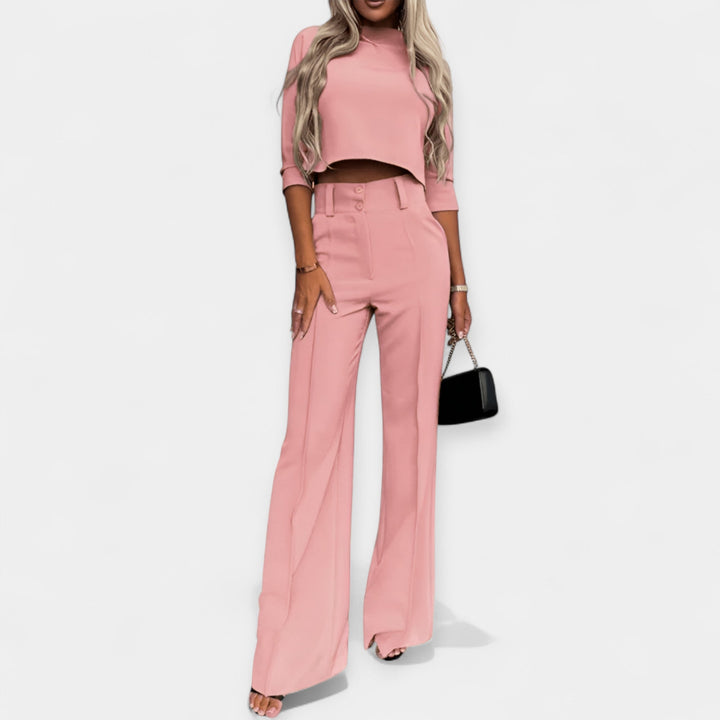 Conjunto de Top Corto e Calças