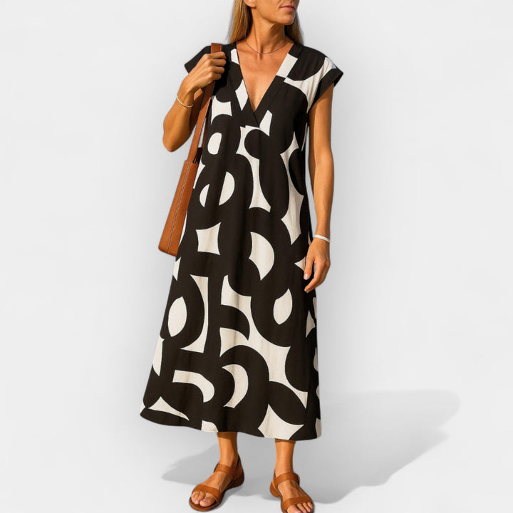 Vestido Arejado com Decote em V e Design Moderno