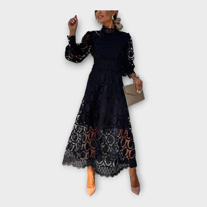 Vestido de renda sofisticado com design elegante