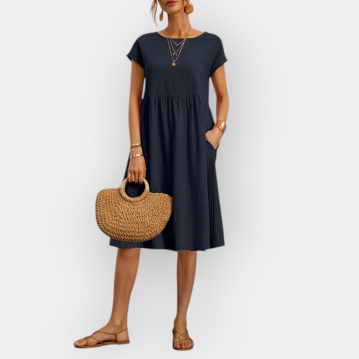 Vestido Midi com Linhas Elegantes