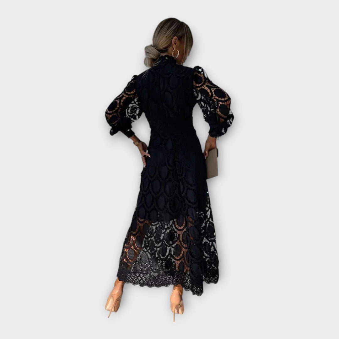 Vestido de renda sofisticado com design elegante