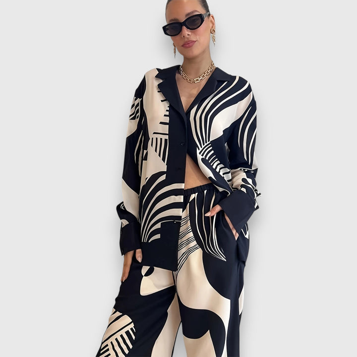 Conjunto de Dois Peças com Elegante Design Geométrico