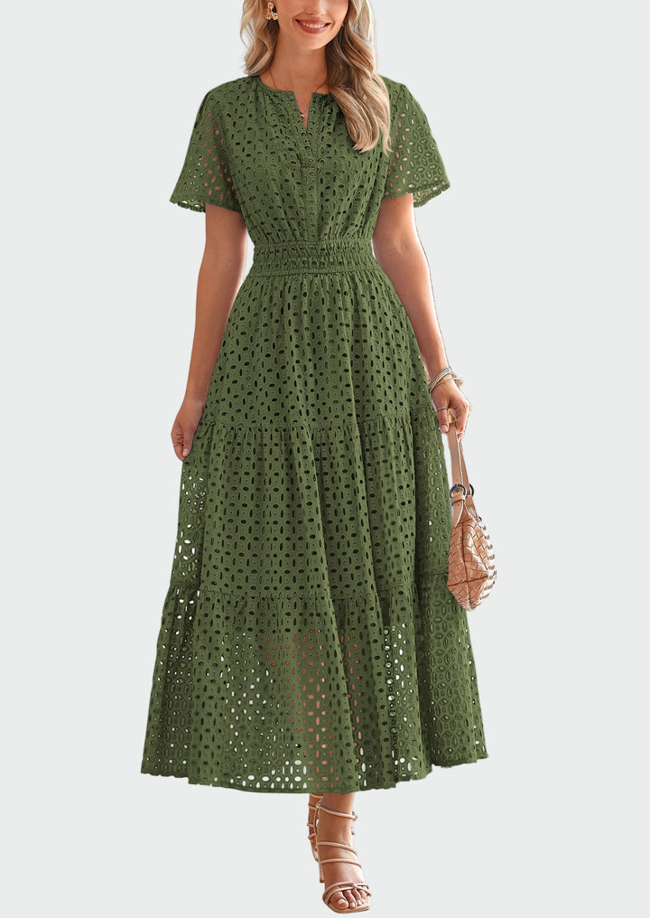 Vestido de Verão com Bordados em Ajour