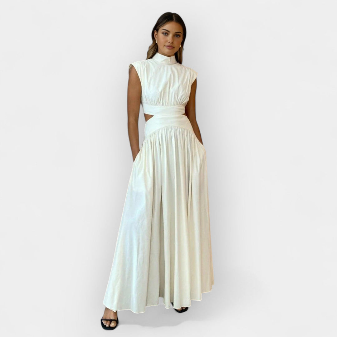 Vestido Estiloso com Cortes