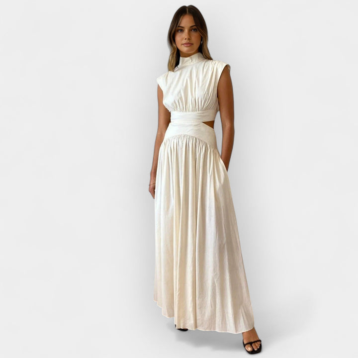 Vestido Estiloso com Cortes