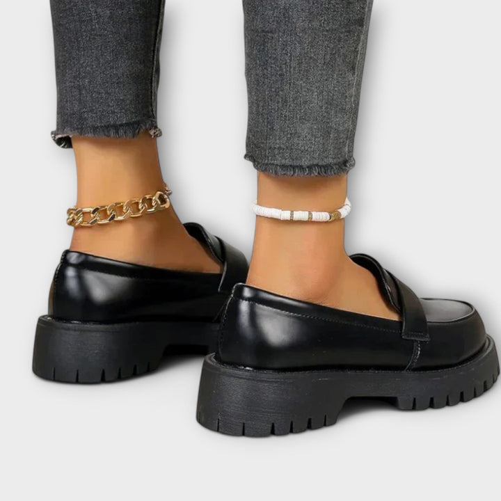 Mocassins Femininos com Design Ortopédico e Saltos em Cetim