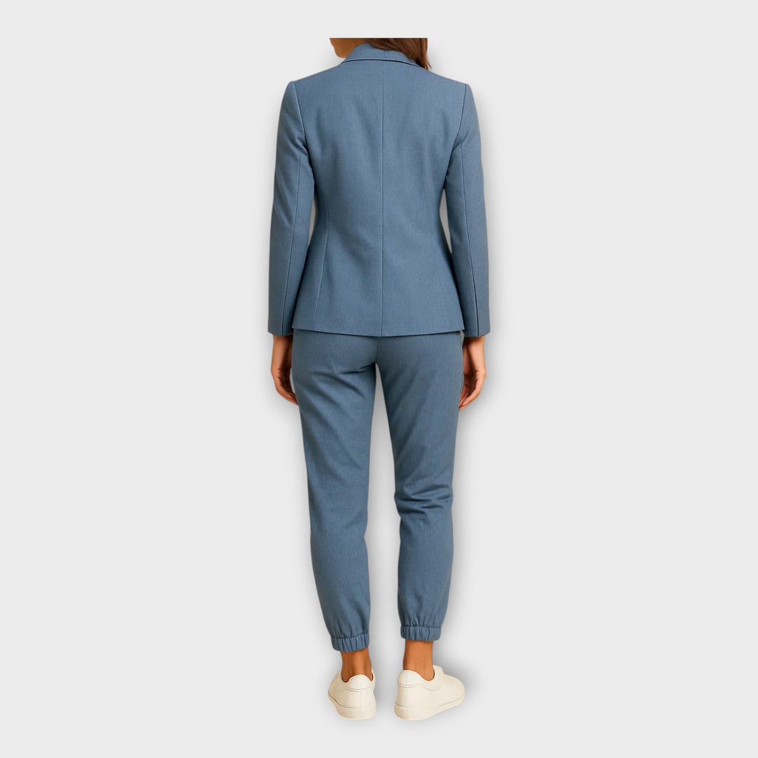 Fato Feminino com Blazer e Calças Jogger