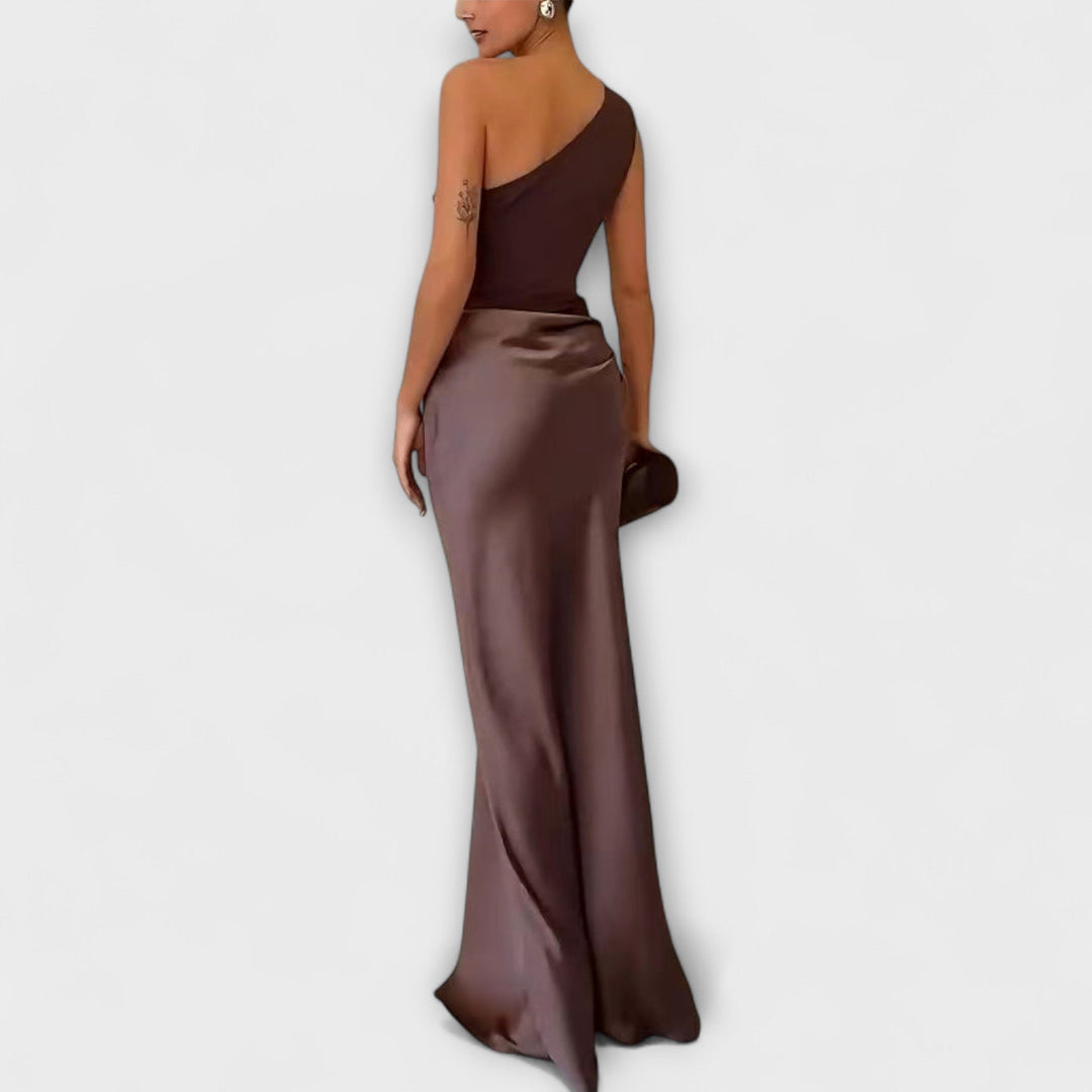 Vestido Maxi com Ombro Descoberto