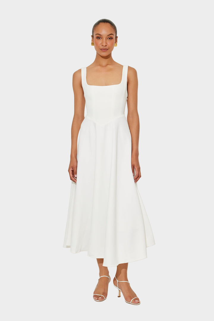 Vestido Midi Atemporal e Arejado com Linha Elegante e Movimento Natural