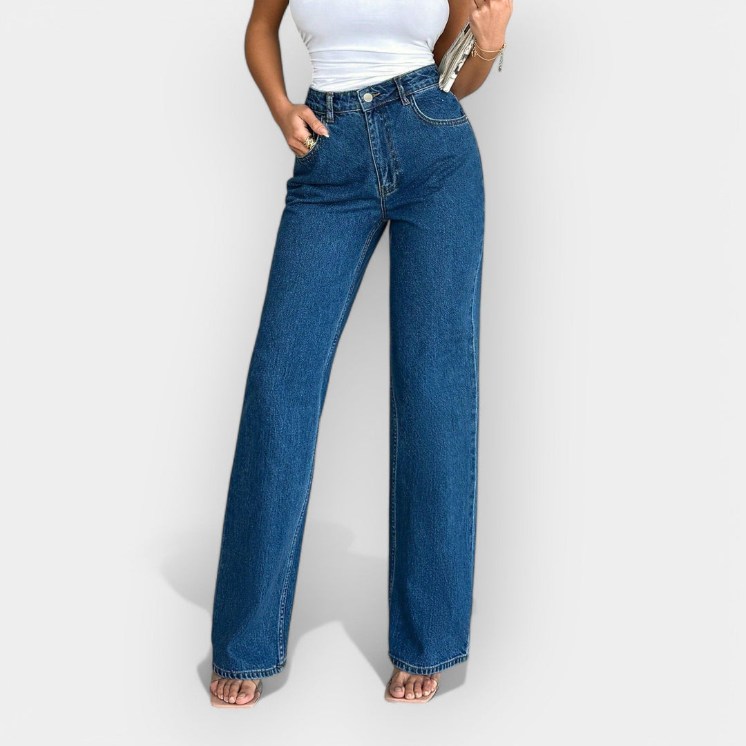 Jeans de Cintura Alta com Corte Larguinho