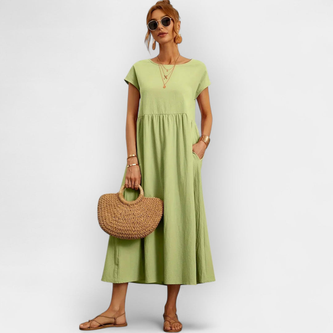 Vestido de Algodão Leve com Bolsos