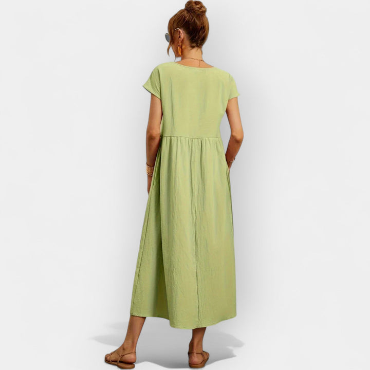 Vestido de Algodão Leve com Bolsos