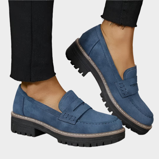 Mocassins com Sola Grossa