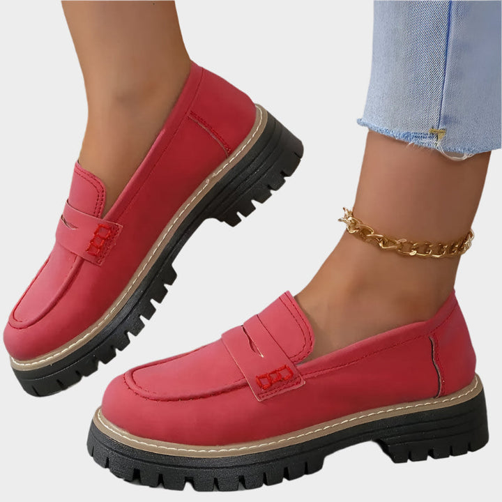 Mocassins com Sola Grossa
