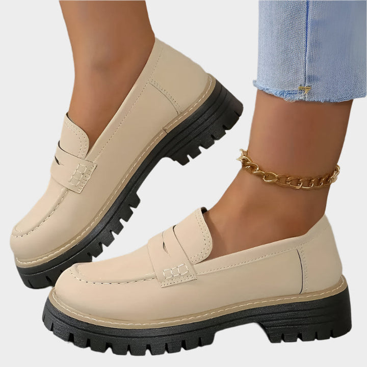 Mocassins com Sola Grossa