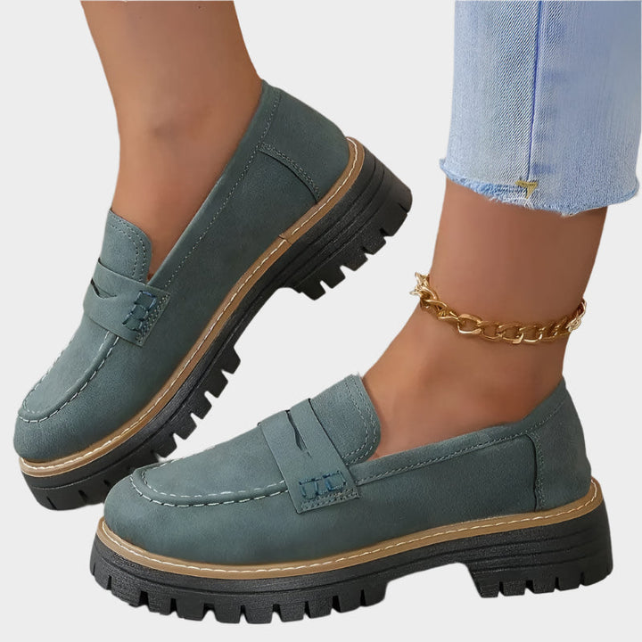 Mocassins com Sola Grossa