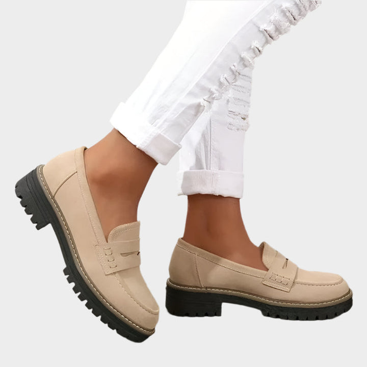 Mocassins com Sola Grossa