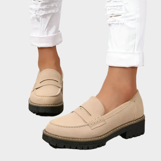 Mocassins com Sola Grossa