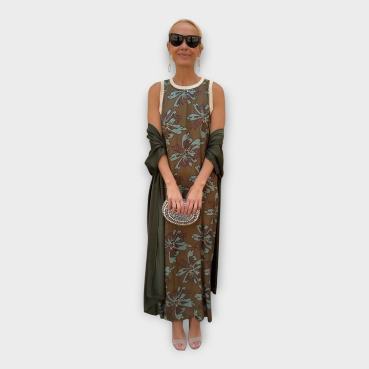 Vestido Maxi com Detalhes Florais
