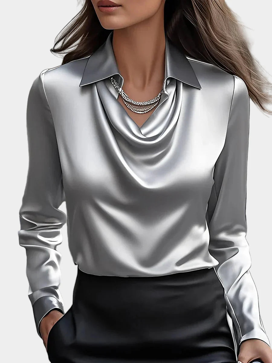 Blusa de Satén Branca Elegante com Decote Drapeado