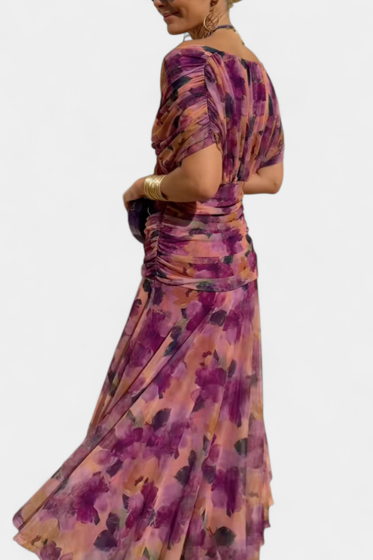 Vestido Longo com Estampado Floral e Decote em V