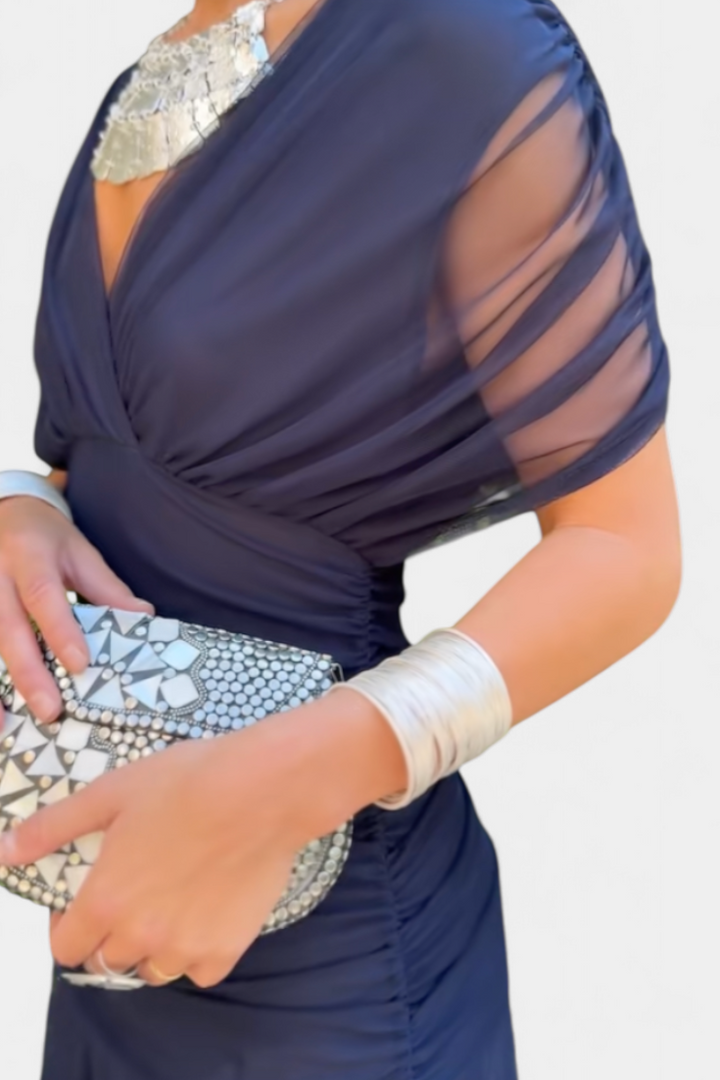 Vestido Longo com Estampado Floral e Decote em V