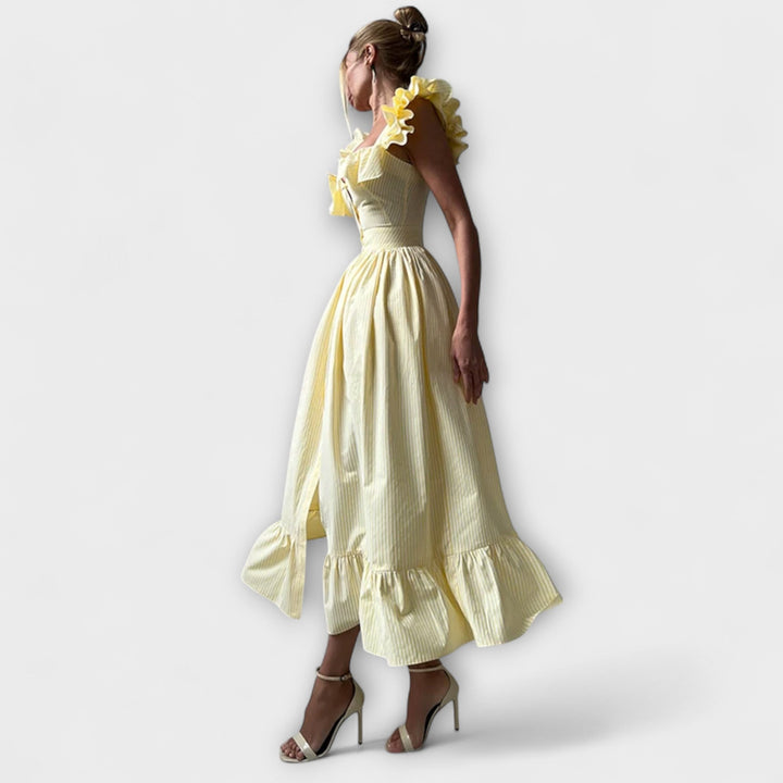 Vestido com Pregas