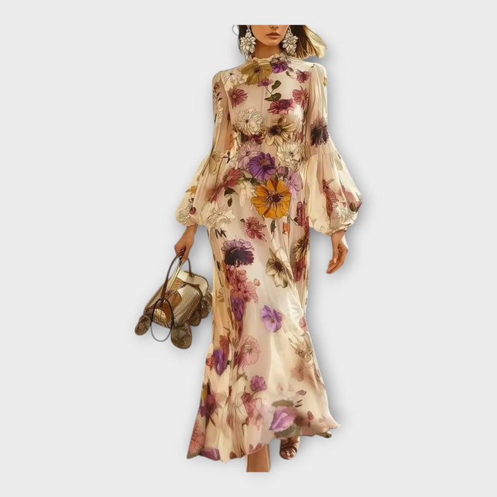 Vestido longo com elegante padrão floral