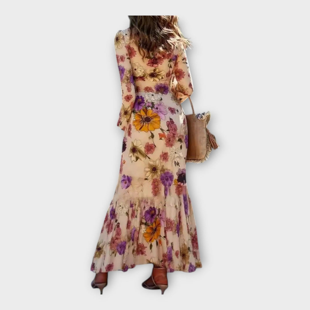 Vestido longo com elegante padrão floral
