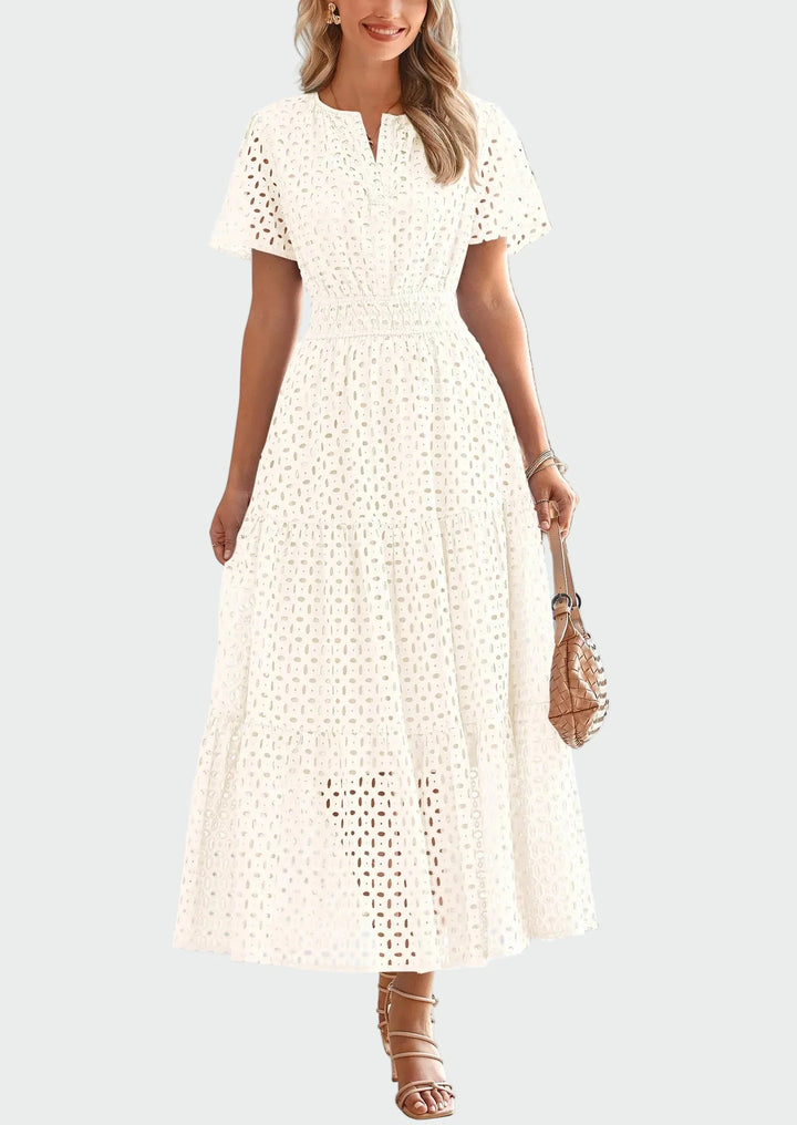 Vestido de Verão com Bordados em Ajour