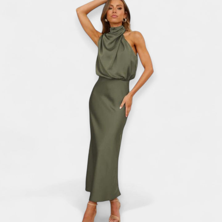 Vestido Maxi com Ombros Descobertos