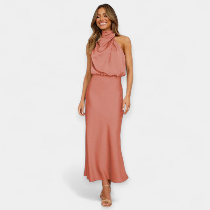 Vestido Maxi com Ombros Descobertos