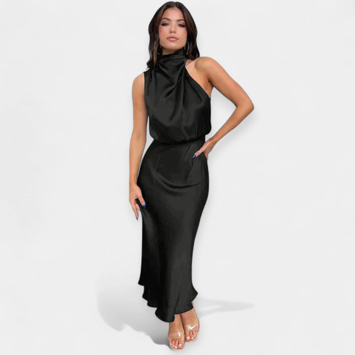Vestido Maxi com Ombros Descobertos