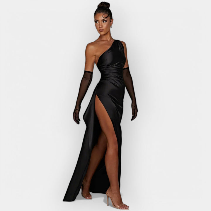 Vestido de Cetim para Noites Aristocráticas
