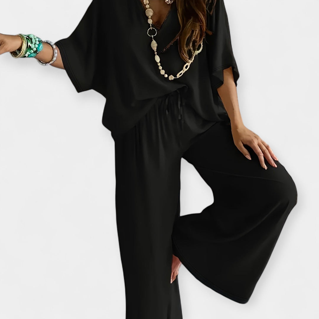 Conjunto Arejado com Calças Largas e Blusa Solta